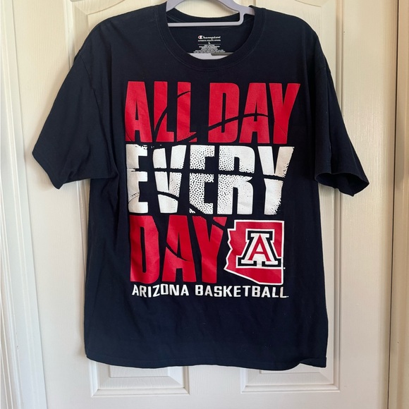 University of Arizona Basketball Short Sleeve Black T-Shirt Men’s Size Large EUC - Picture 3 of 12